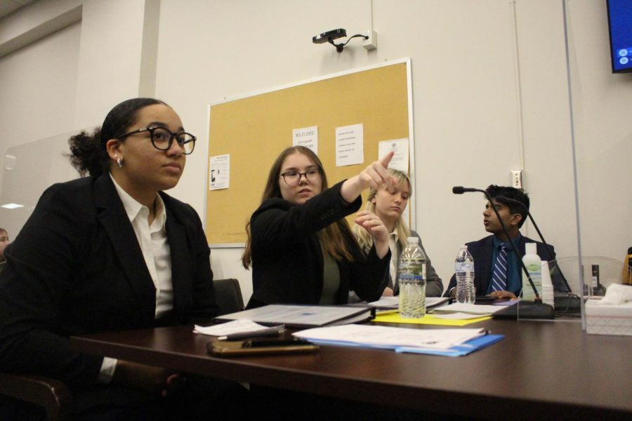 Mock Trial Club Returns to Alden High School